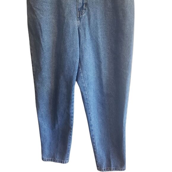 French Dressing Paris Light Wash High Waisted Mom Jeans - Picture 2 of 5